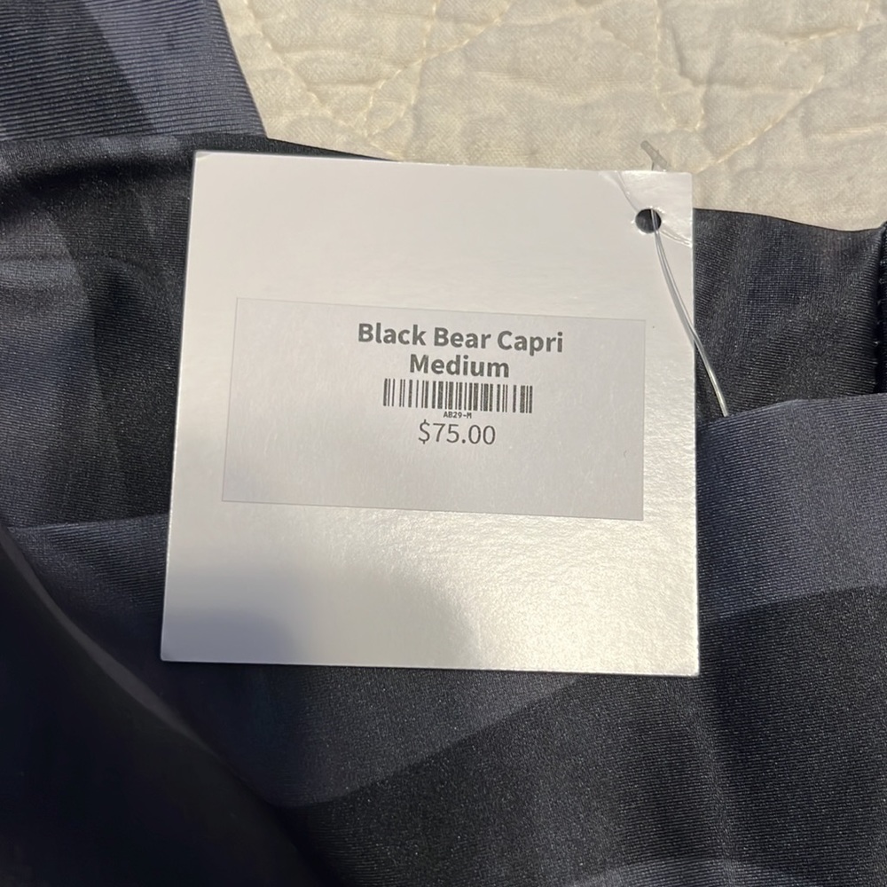 Trickster Company Black Bear Capri Leggings. Size Medium. NWT! - Picture 6 of 9